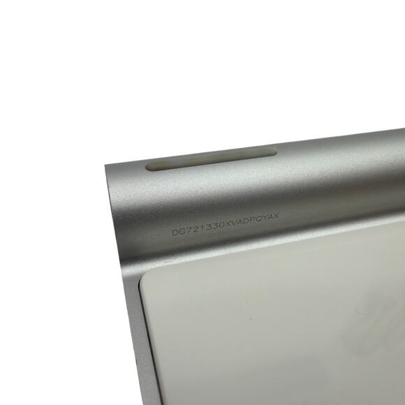 Apple Wireless Keyboard A1314 Silver Aluminum Bluetooth - Tested Working - Picture 5 of 7